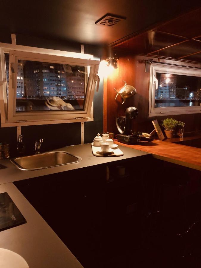 La Cabine Du Capitaine Лиеж Екстериор снимка