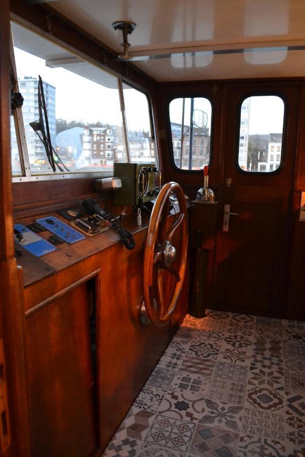 La Cabine Du Capitaine Лиеж Екстериор снимка